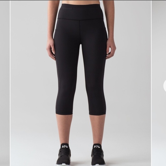 Lululemon Mind Over Miles 17” Luxtreme Crop Black Size 6 - Picture 3 of 13